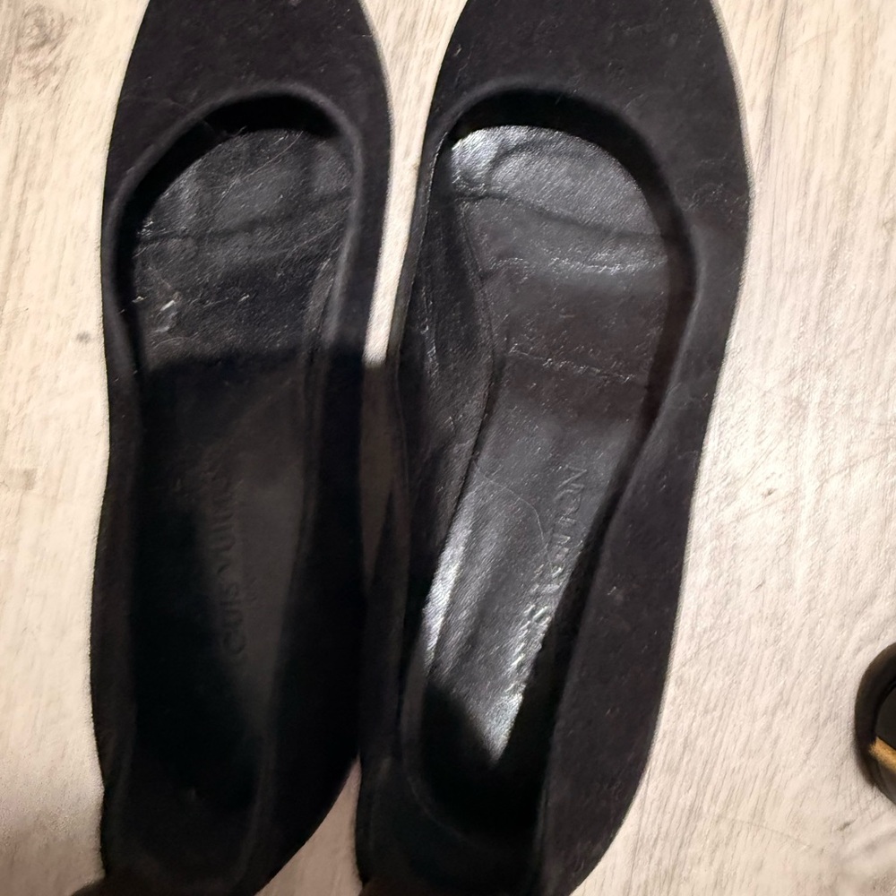 Louis Vuitton shoes $60 ea pair and sell as is size 5.5-6